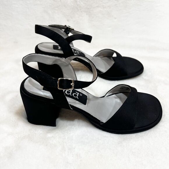 Mudd Annette Vintage Y2K Chunky Strappy Block Heels Black Sz 6.5 M - Picture 3 of 10